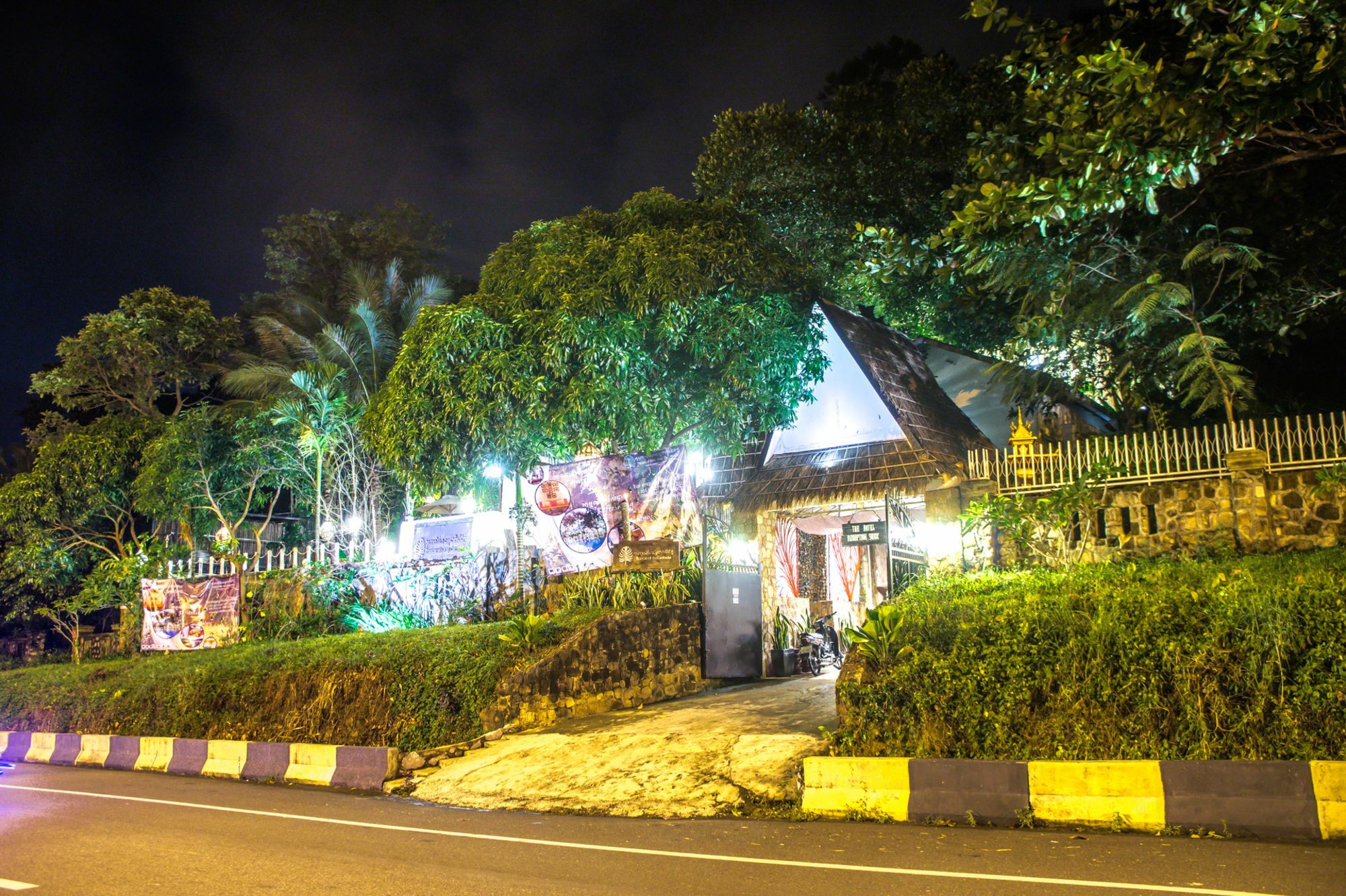 Hotel Tropical Hill Kep Cambodia Extérieur photo